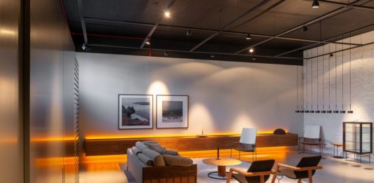Nova Marcenaria Brasileira inaugura primeiro showroom em Caxias do Sul