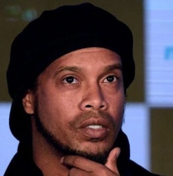 Ronaldinho Gaúcho fala sobre casamento com duas mulheres