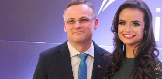 Diretoria do Sindilojas Regional e Sindilojas Jovem são empossadas