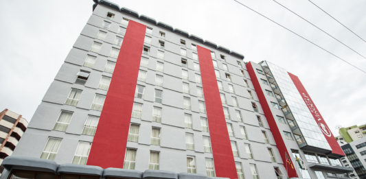 Hotel Vinocap celebra 50 anos com foco no futuro