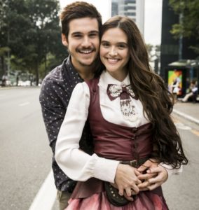 Protagonistas de O Tempo Não Para foram fotografados juntos