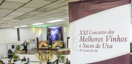 Concurso dos Melhores Vinhos e Sucos de Uva de Caxias do Sul premia vencedores