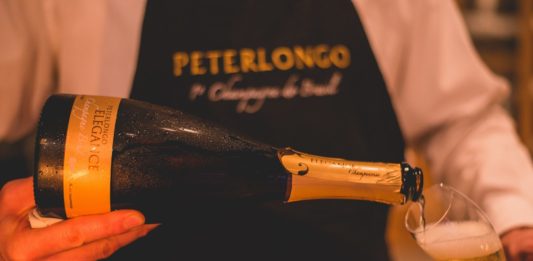 Peterlongo entre os campeões da Grande Prova Vinhos do Brasil