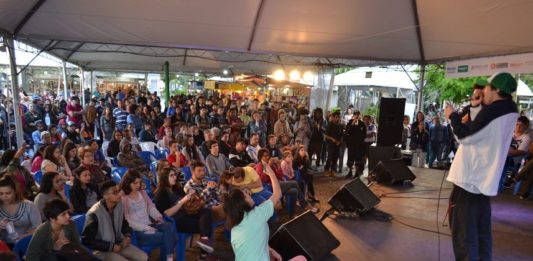 34ª Feira do Livro de Caxias do Sul recebe mais de 48 mil visitantes no segundo fim de semana