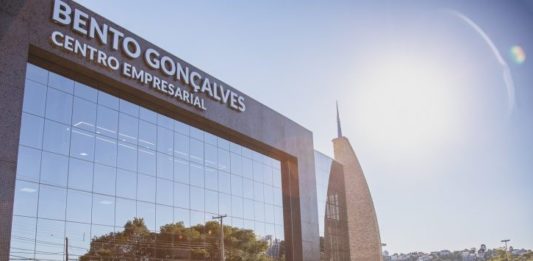 Encontro de Gigantes ocorre no dia 23 reunindo representantes das empresas Todeschini, Tacchini e Aurora