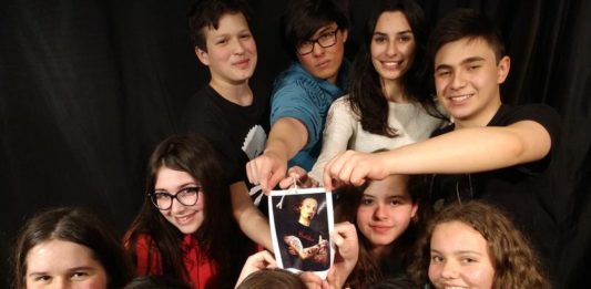 7ª Mostra Artistas no Palco acontece entre os dias 1º e 28 de novembro em Bento Gonçalves