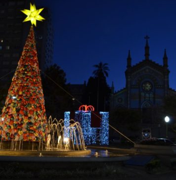 Iluminação Natalina altera cores e ambiente em Caxias do Sul