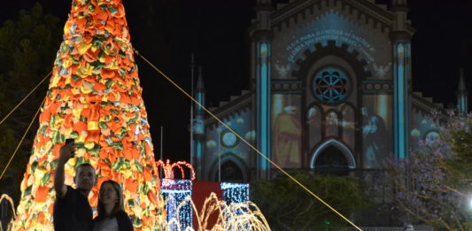 Programação artística do Natal Caxias Mais Presente encerra neste domingo