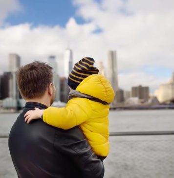 Nova York exige fraldários em banheiros masculinos