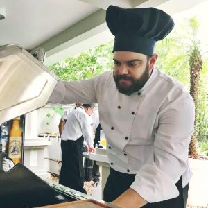 GURI Restaurante estreia projeto com o chef Gibran Coutinho