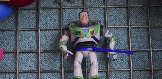 Toy Story 4: Woody está em busca do desaparecido Buzz Lightyear no novo comercial do filme
