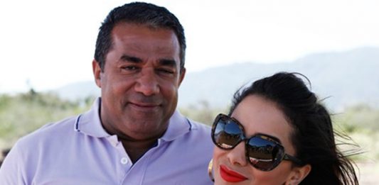 Pai de Anitta acusa ex-marido da cantora de chantageá-la e ameaçá-la
