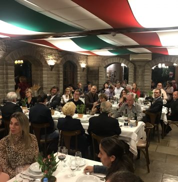 Galeto Di Paolo Garibaldi completa 25 anos com um jantar de confraternização