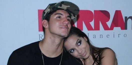 Anitta e Gabriel Medina são flagrados em clima de romance