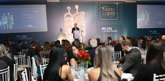 Prêmio Mérito Lojista é sinônimo de orgulho para o comércio