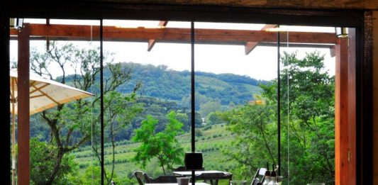 Cozinha na Natureza: Valle Rustico tem banquete de Páscoa com caça aos ovos