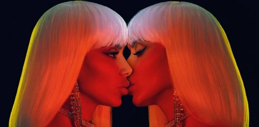 Capa do novo CD de Anitta é divulgada em redes sociais