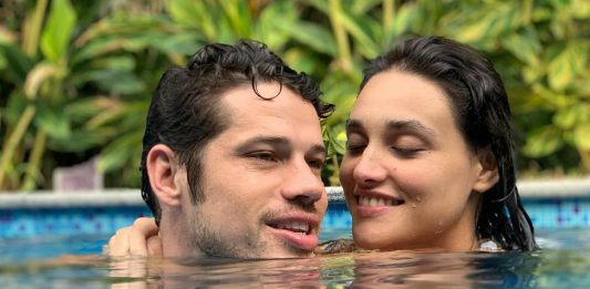 Débora Nascimento e José Loreto são flagrados juntos