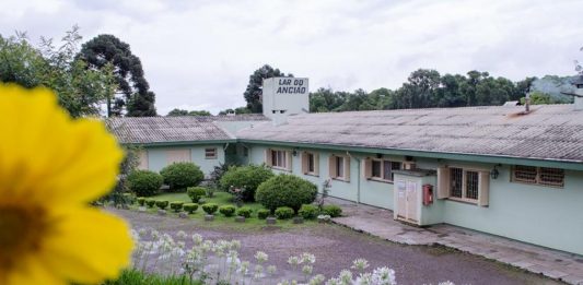 Nova diretoria do Lar do Ancião toma posse em Bento Gonçalves