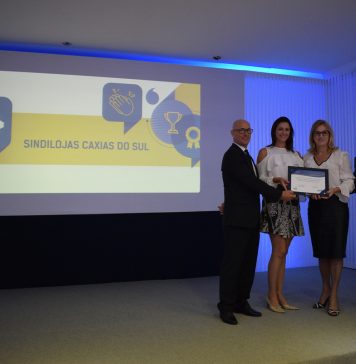 Sindilojas Caxias recebe certificado em excelência sindical