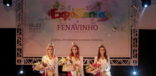 Imperatriz e Damas de Honra da Fenavinho são escolhidas em Bento Gonçalves
