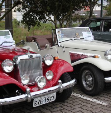 2º Encontro de Carros Antigos acontece em Caxias do Sul