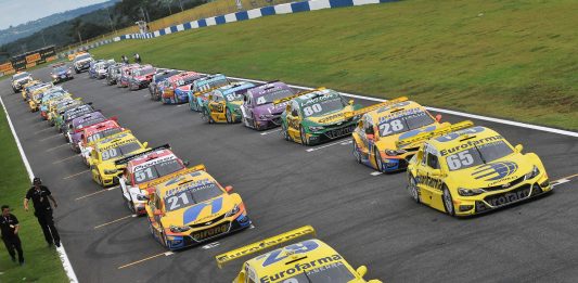 Velopark abre a temporada da Stok Car