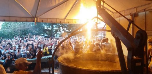 800 quilos de polenta foi a atração em Monte Belo do Sul
