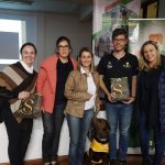 Palestra sobre terapia e esportes com cães lota auditório em Bento Gonçalves
