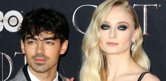Joe Jonas e a atriz de Game of Thrones se casam em Las Vegas