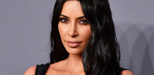 Kim Kardashian anuncia o nascimento de seu quarto filho