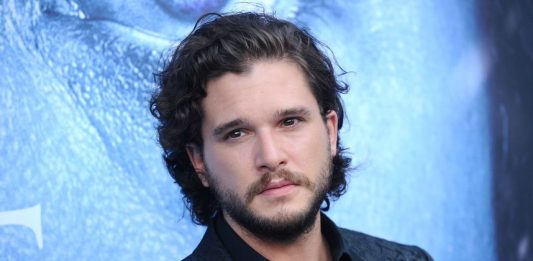 Ator de Game of Thrones é internado por conta de estresse e álcool