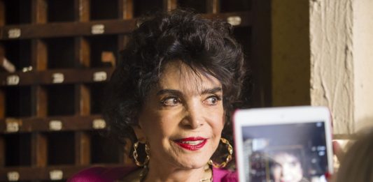 Corpo de Lady Francisco será cremado nesta segunda-feira