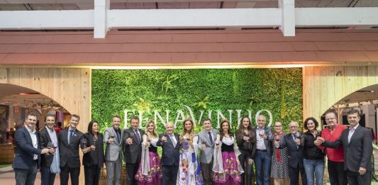 Fenavinho protagoniza encontro histórico de presidentes da festa