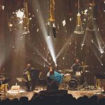 Noche Argentina com Tributo a Mercedes a Sosa na voz da cantora Tatiéli Bueno