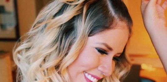 Marília Mendonça revela sexo e nome do primeiro filho