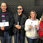 Entidades no estúdio da Rádio Viva FM com a coordenadora de Eventos, Raquel Marholt