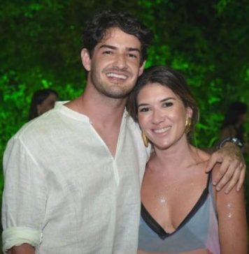 Alexandre Pato e Rebeca Abravanel se casam