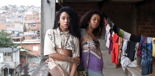 Gêmeas fazem sucesso com blog de moda e beleza voltado para a periferia