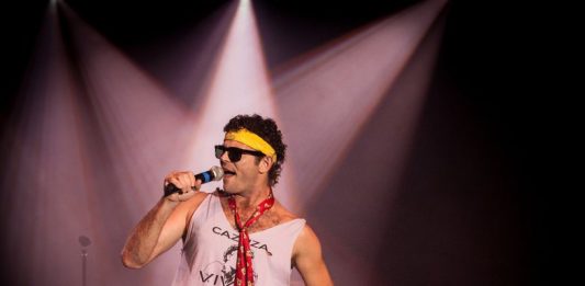 Artista carioca apresenta Tributo a Cazuza em Bento Gonçalves