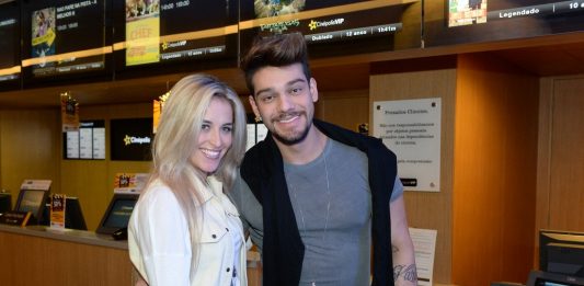 Lucas Lucco anuncia noivado com Lorena Carvalho