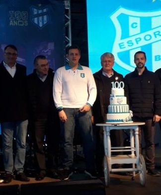 Livro, novo patrono e solidariedade na comemoração dos 100 anos do Esportivo