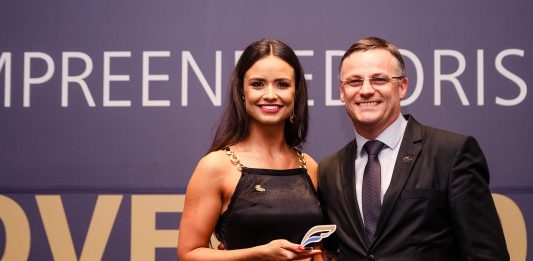 Presidente do Sindilojas Jovem, Claudia Alberici Pinto e Presidente do Sindilojas, Daniel Amadio