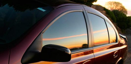 Conheça as regras para uso de película nos carros