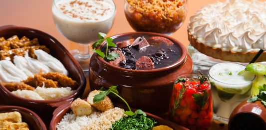 O que fazer para acompanhar a Feijoada?