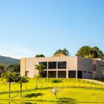 Complexo que une vinícola, hotel e restaurante é atração na Wine South America