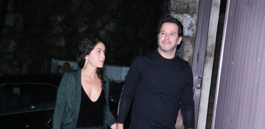 Murilo Benício e Manuela Dias vão à festa de Luciano Huck