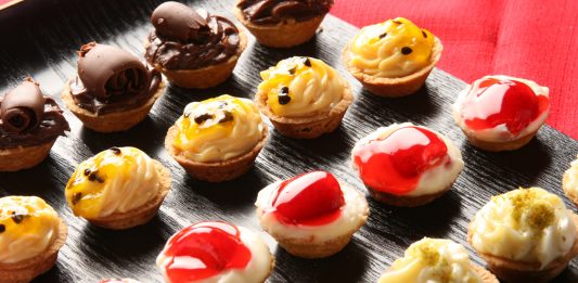 Como calcular quantidade de comida por pessoa nas festas?