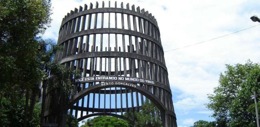 Vídeo: Homenagem aos 129 anos de Bento Gonçalves recebe releitura do hino