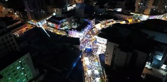 Vivere abre a programação de Natal em Farroupilha e leva milhares de pessoas ao calçadão da Júlio
